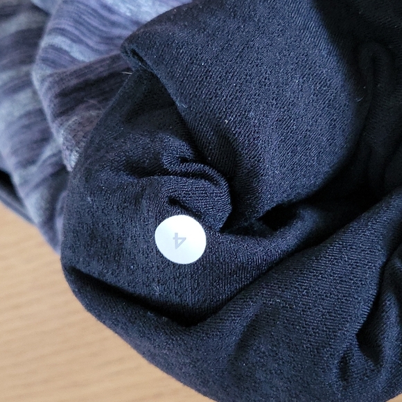 Lululemon Hooded Zippered Long Jacket Size 4 - Picture 8 of 8